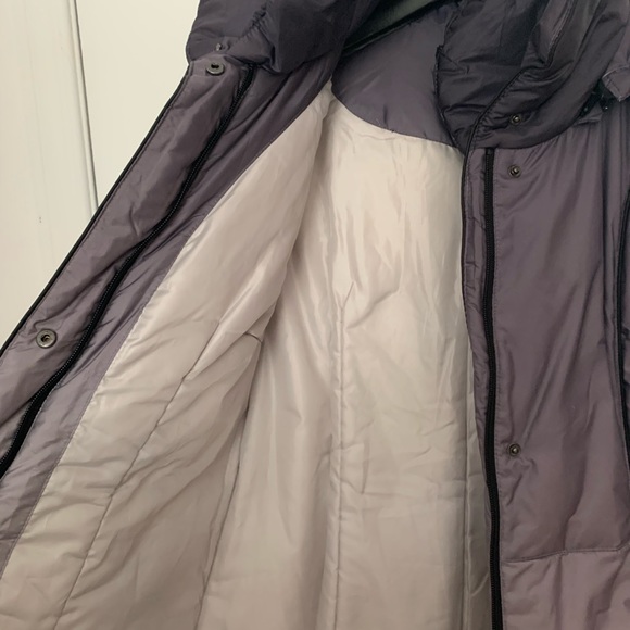 NWOT Beautiful winter puffer coat with gradient design - Picture 5 of 10